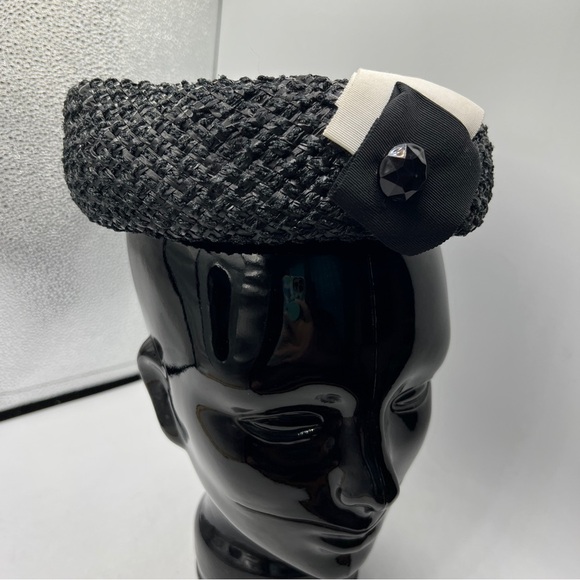 Vintage Roberta Bernay's pill box hat black woven ribbon button - Picture 1 of 8